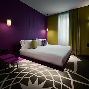 https://mytale-creative-academy-hotel.it-romehotels.com